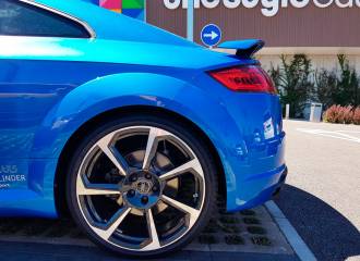 Образец цвета LX5J ARABLAU на автомобиле - №2