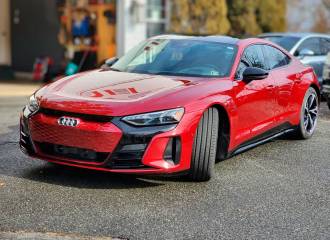 Образец цвета LZ3H PIEDMONT RED на автомобиле - №1