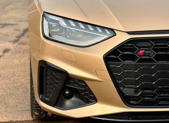 Образец цвета LY1R MANDELBEIGE на автомобиле - №1