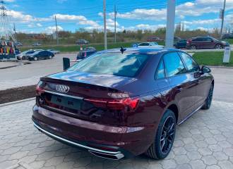 Образец цвета LQ81 CLASSIC ROT на автомобиле - №2