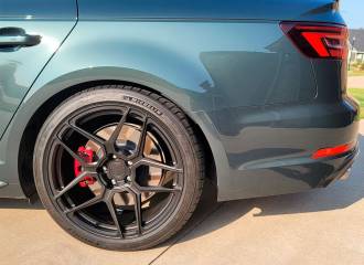 Образец цвета LX6T CAMOUFLAGEGRUEN на автомобиле - №2