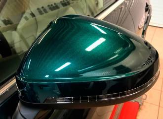 Образец цвета LZ6U SMARAGD на автомобиле - №2