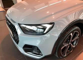 Образец цвета LZ7W PFEILGRAU на автомобиле - №3