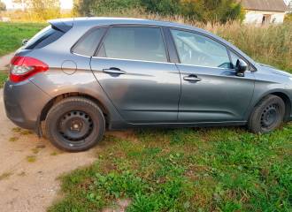 Образец цвета 9P GRIS SHARK на автомобиле - №2