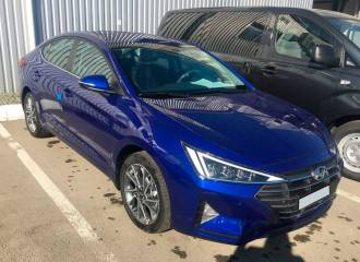 Образец цвета YP5 INTENSE BLUE на автомобиле - №1