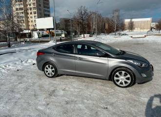 Образец цвета N5S TITANIUM GRAY на автомобиле - №1