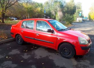 Образец цвета 727 ROUGE VIF на автомобиле - №2