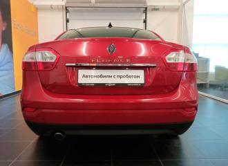 Образец цвета NNJ ROUGE DYNA на автомобиле - №3