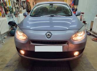 Образец цвета RNR BLEU ECUME на автомобиле - №0