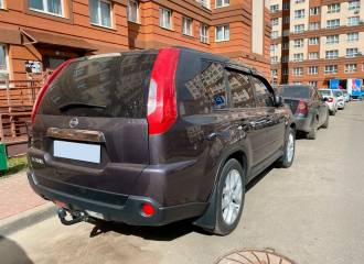 Образец цвета LAA DARK VIOLET на автомобиле - №1