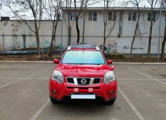 Образец цвета AX6 RED на автомобиле - №0