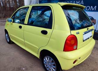 Образец цвета EF LEMON YELLOW на автомобиле - №3