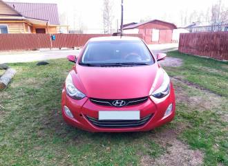 Образец цвета YR7 GERANIUM RED на автомобиле - №0