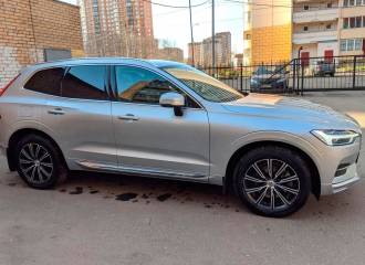 Образец цвета 711 BRIGHT SILVER на автомобиле - №3