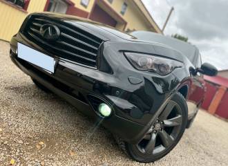 Образец цвета KH3 SUPER BLACK на автомобиле - №2