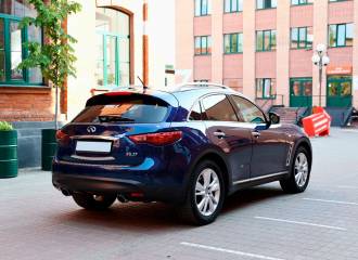 Образец цвета RAY BLUE на автомобиле - №3