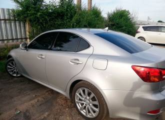 Образец цвета 1G1 SILVER на автомобиле - №3