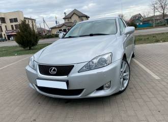 Образец цвета 1F2 PREMIUM SILVER на автомобиле - №0