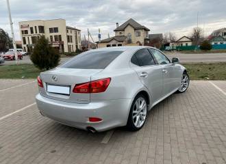 Образец цвета 1F2 PREMIUM SILVER на автомобиле - №2