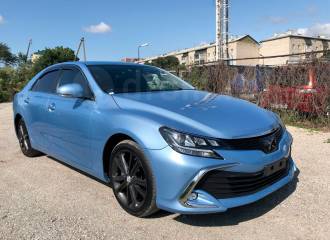 Образец цвета 8W1 TRUE BLUE на автомобиле - №1