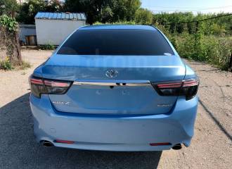 Образец цвета 8W1 TRUE BLUE на автомобиле - №3