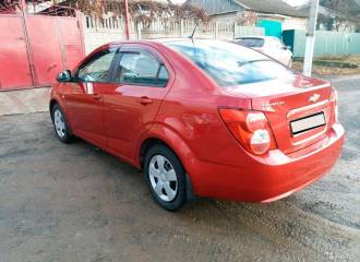 Образец цвета 06U FLAME RED на автомобиле - №2