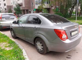 Образец цвета 04U URBAN GREY на автомобиле - №2