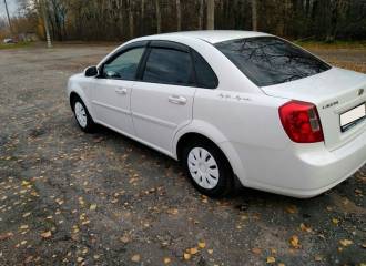 Образец цвета 11U GALAXY WHITE на автомобиле - №1