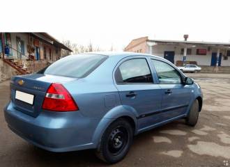 Образец цвета 32U PASTEL BLUE на автомобиле - №3