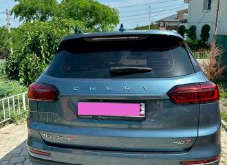 Образец цвета GRA07 CELADON GREY на автомобиле - №3