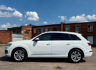 Образец цвета LC9A CARRARAWEISS на автомобиле - №2