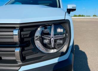 Образец цвета HR AETHER BLUE на автомобиле - №1