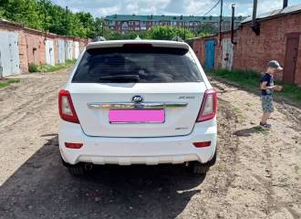 Образец цвета WHITE на автомобиле - №2