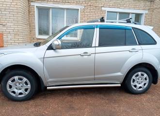 Образец цвета SILVER на автомобиле - №2