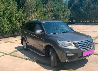 Образец цвета GREY на автомобиле - №2