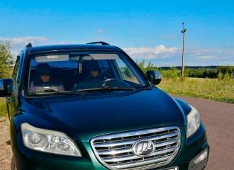 Образец цвета GREEN на автомобиле - №0