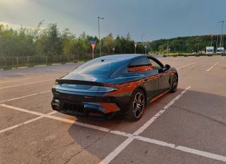 Образец цвета B01 BLACK на автомобиле - №3