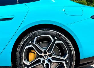 Образец цвета Q01 BLUE на автомобиле - №2