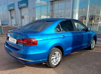 Образец цвета LA5W RAVENNABLAU на автомобиле - №3