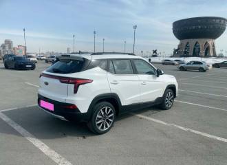 Образец цвета WH1 PEARL WHITE на автомобиле - №3