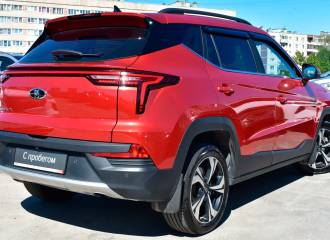 Образец цвета RE1 ROSE RED на автомобиле - №2