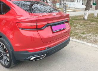 Образец цвета C09 ROMAN RED на автомобиле - №3