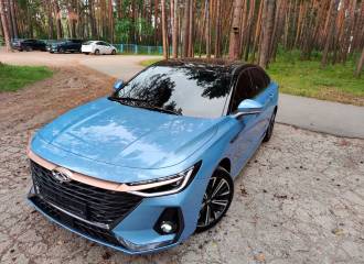 Образец цвета SBM PORTS BLUE на автомобиле - №1