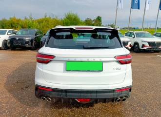 Образец цвета A10 ATHENS WHITE на автомобиле - №3