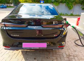 Образец цвета CA ЧЕРНЫЙ ОБСИДИАН на автомобиле - №2