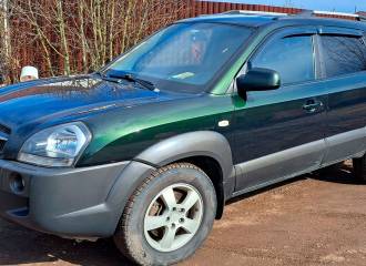 Образец цвета NS DEEP GREEN на автомобиле - №2