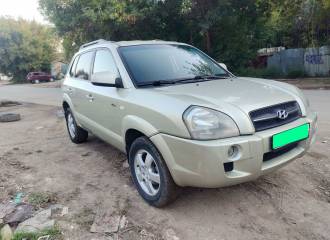 Образец цвета BW NEW MID SILVER на автомобиле - №0