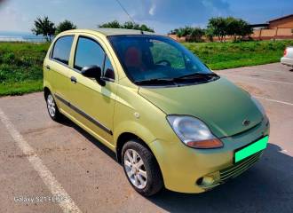 Образец цвета 16U ELECTRIC YELLOW на автомобиле - №1